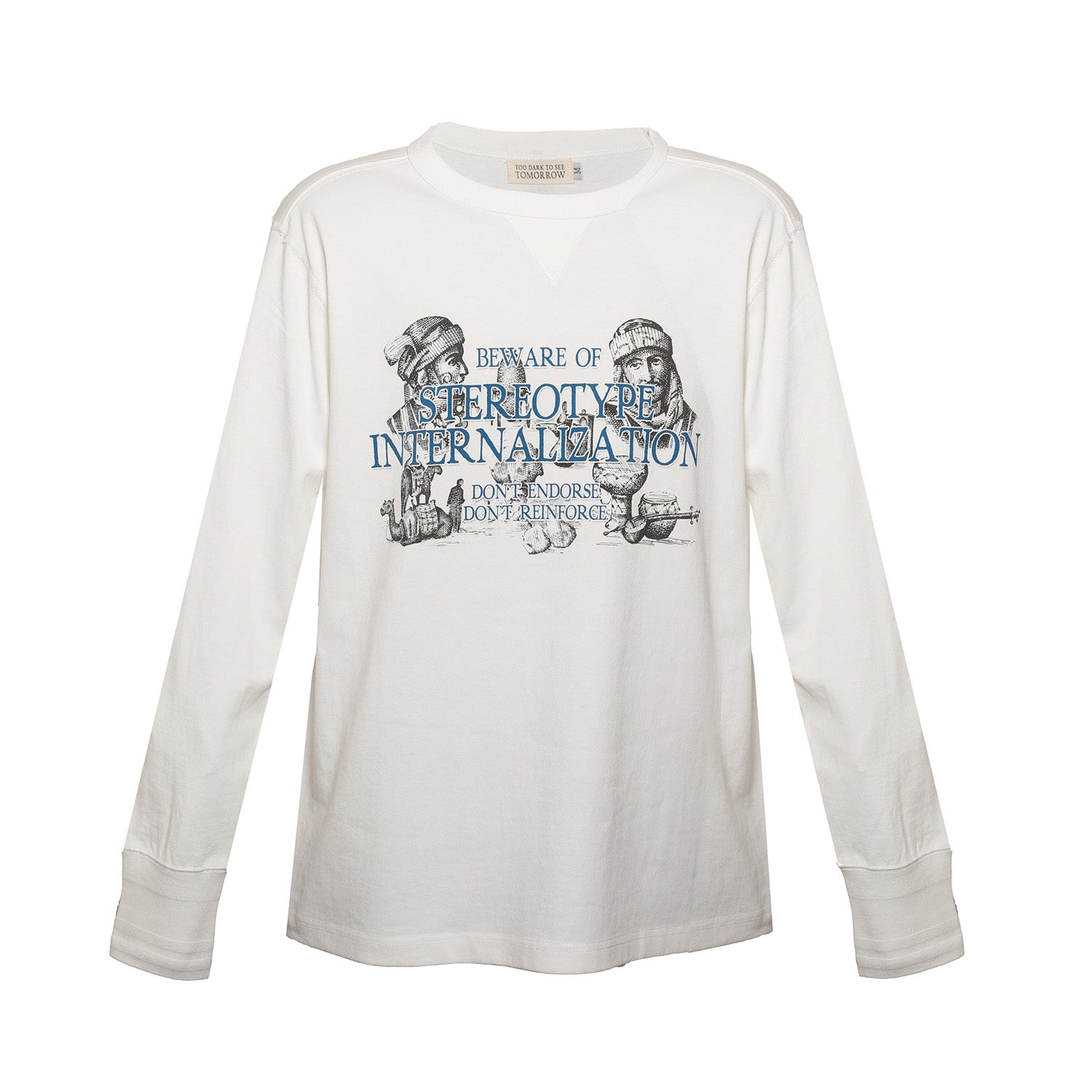 WHITE LONG-SLEEVE GRAPHIC T-SHIRT